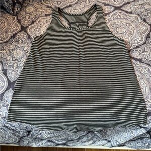 Lululemon love pleated tank top
